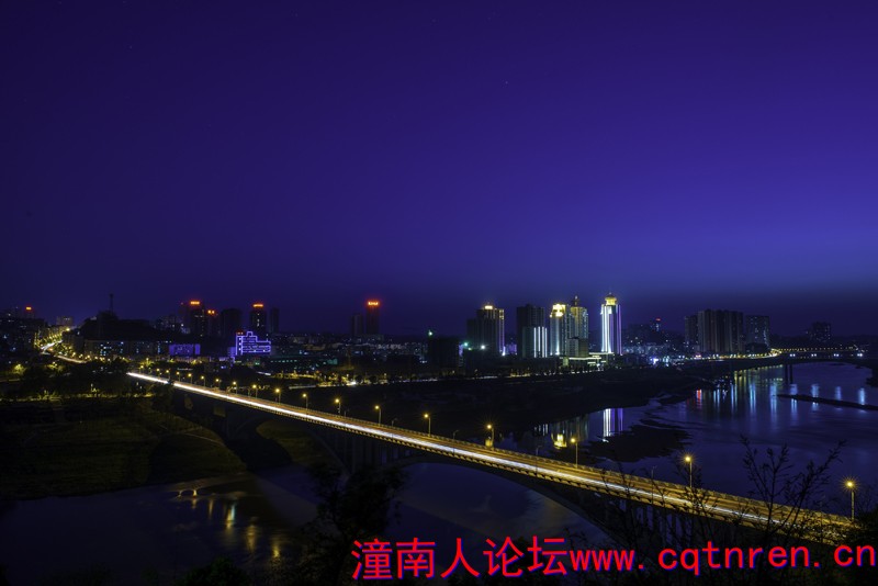 潼南夜色1.jpg