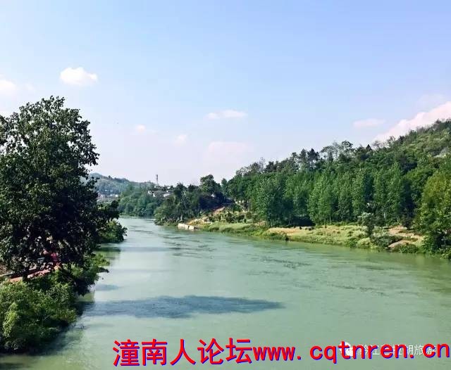 b647f5af4c92d0631cd21d438df7ec9d.jpg